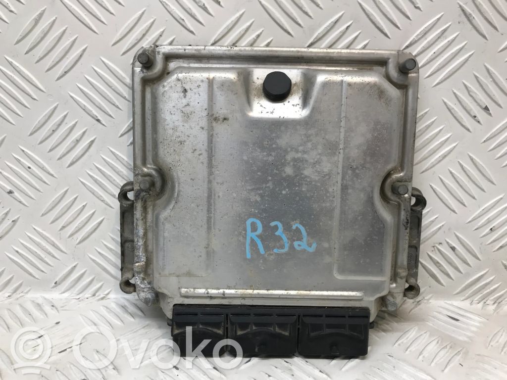 Renault Master II Calculateur moteur ECU 