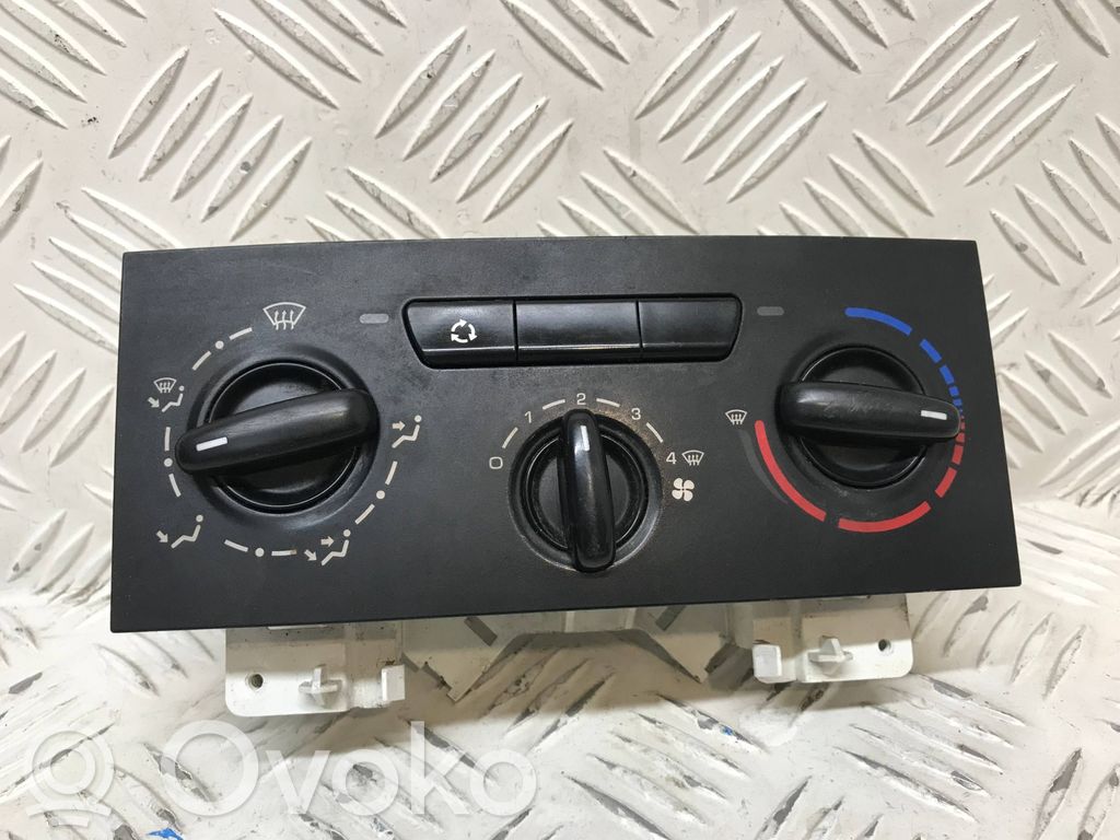 Peugeot Expert Climate control unit 