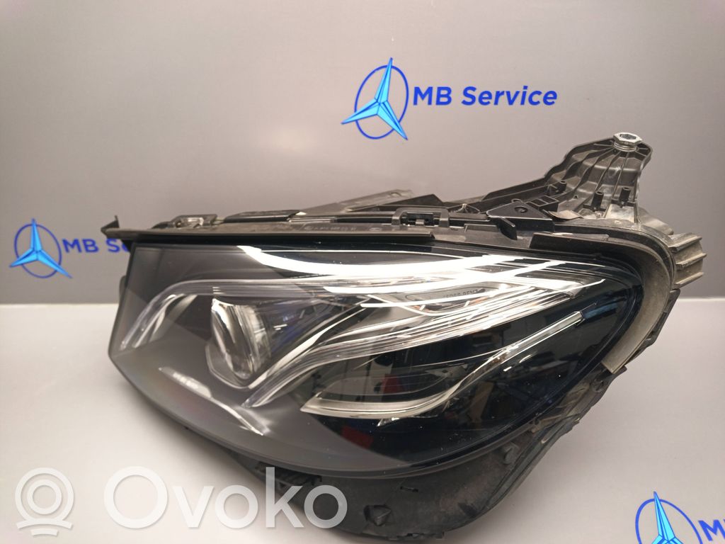 Mercedes-Benz E W213 Lampa przednia 