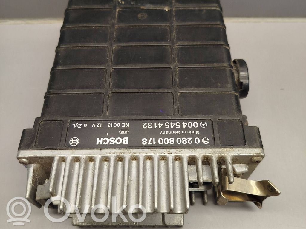 Mercedes-Benz E W124 Engine control unit/module 