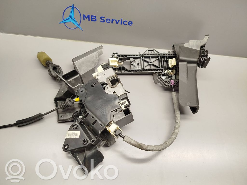 Mercedes-Benz E W212 Serratura portiera anteriore 