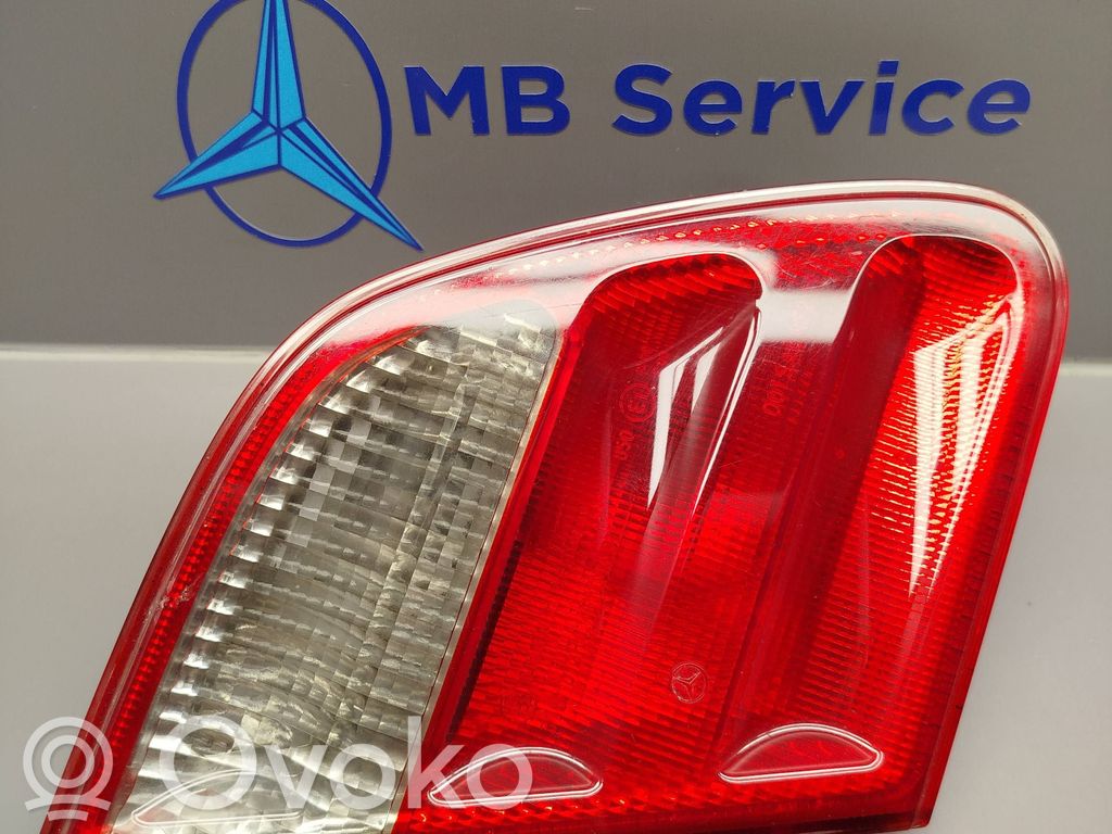 Mercedes-Benz E W210 Lampa tylna 