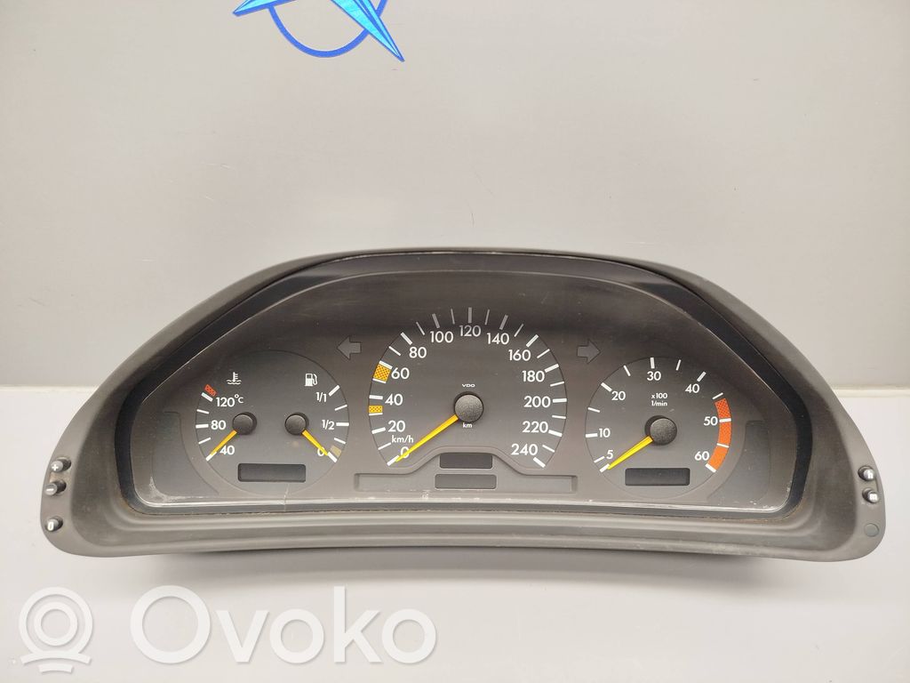 Mercedes-Benz E W210 Speedometer (instrument cluster) 