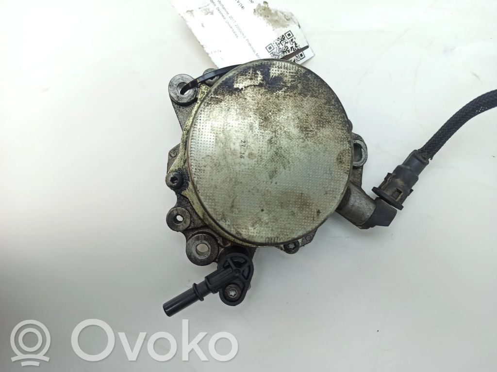 Ford Mondeo MK V Vacuum pump 