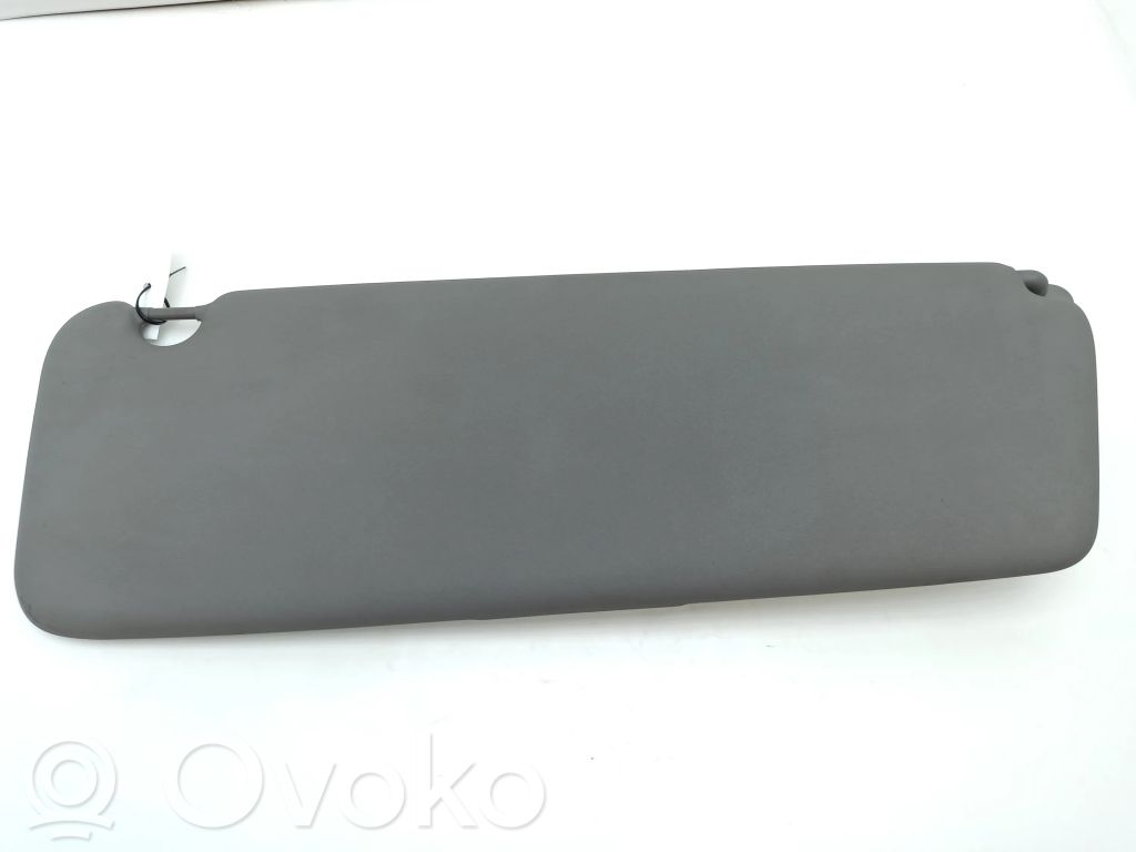 Sun visor