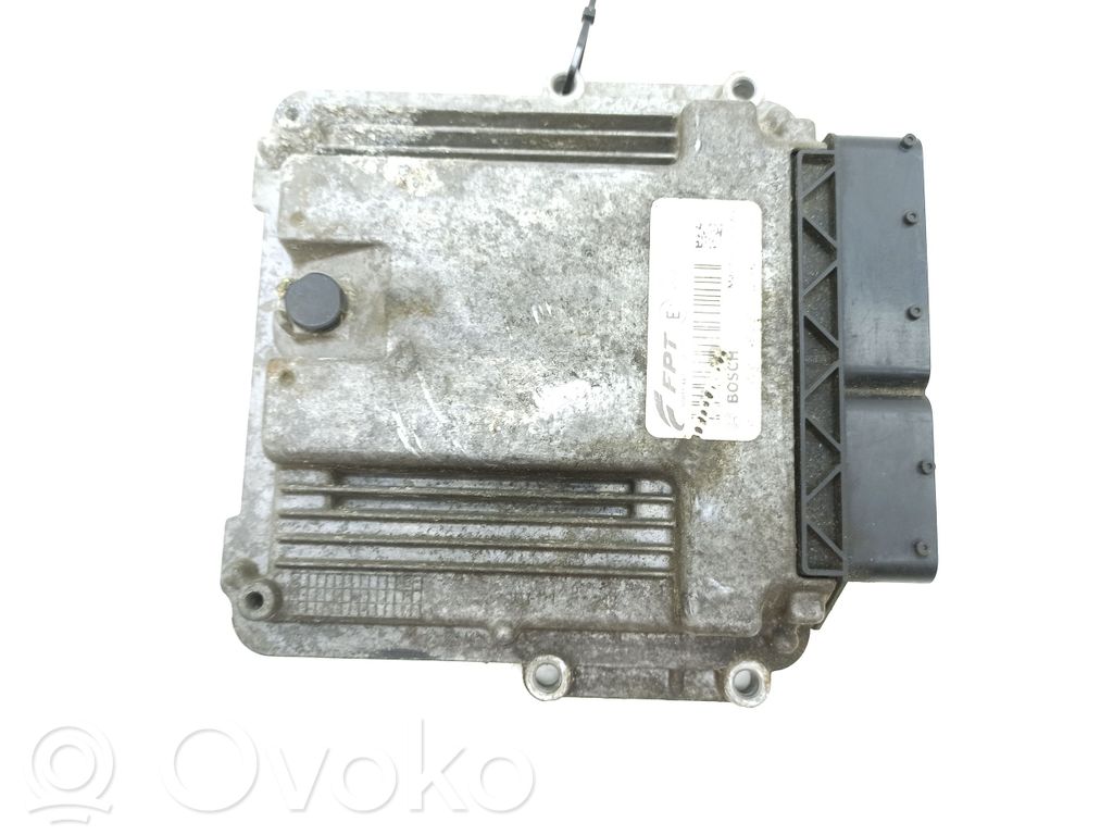 Iveco Daily 35.8 - 9 Engine control unit/module 