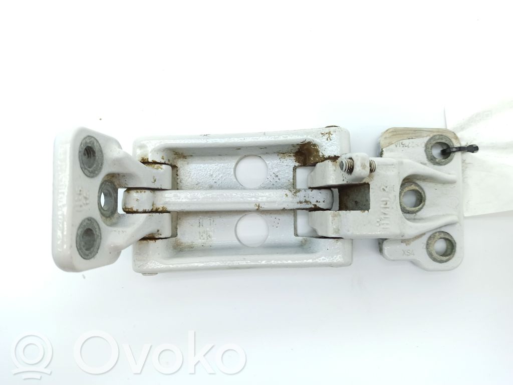 Volkswagen Crafter Rear door lower hinge 