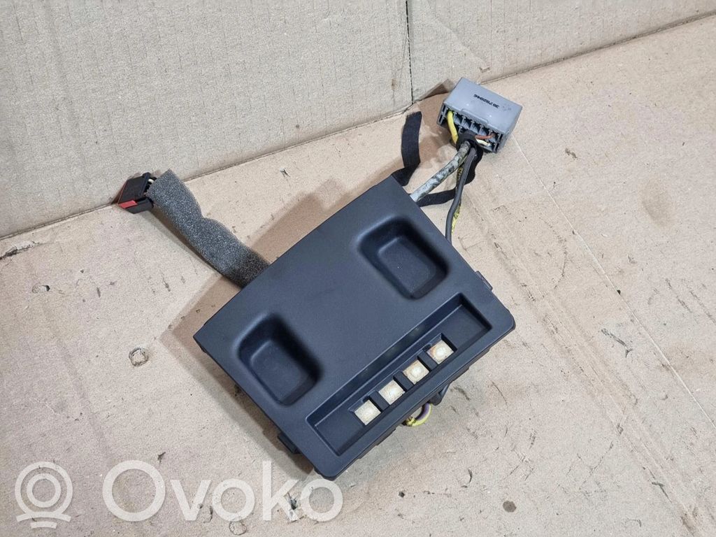 Front door sensor coupe   8674913