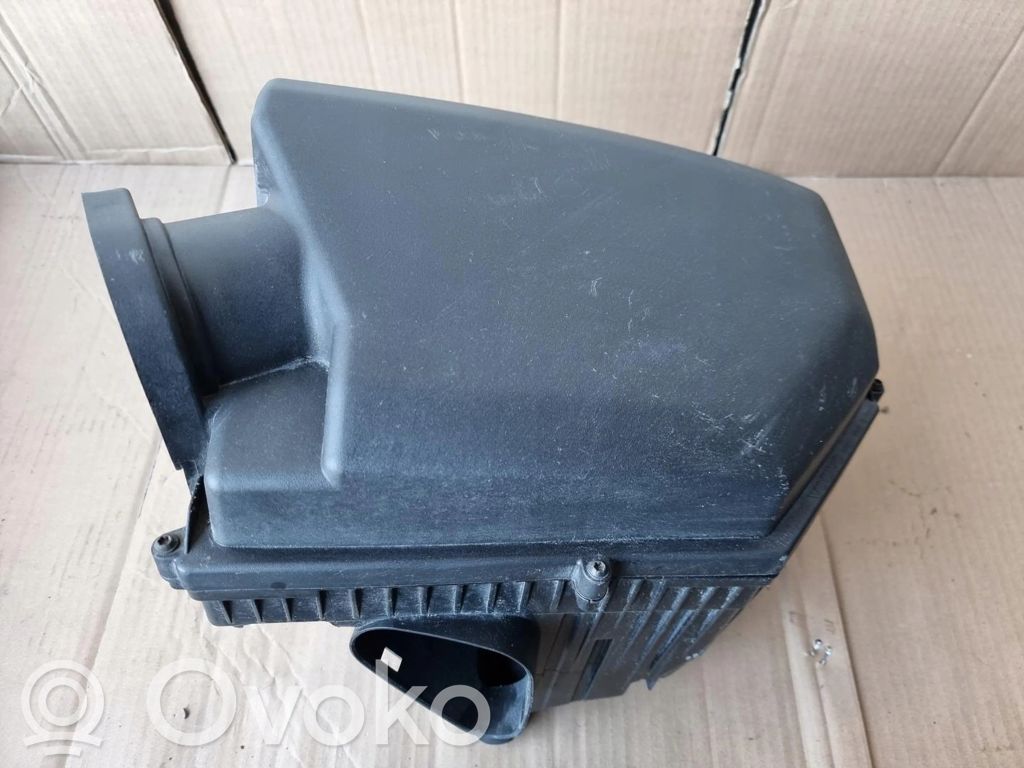Air filter box
