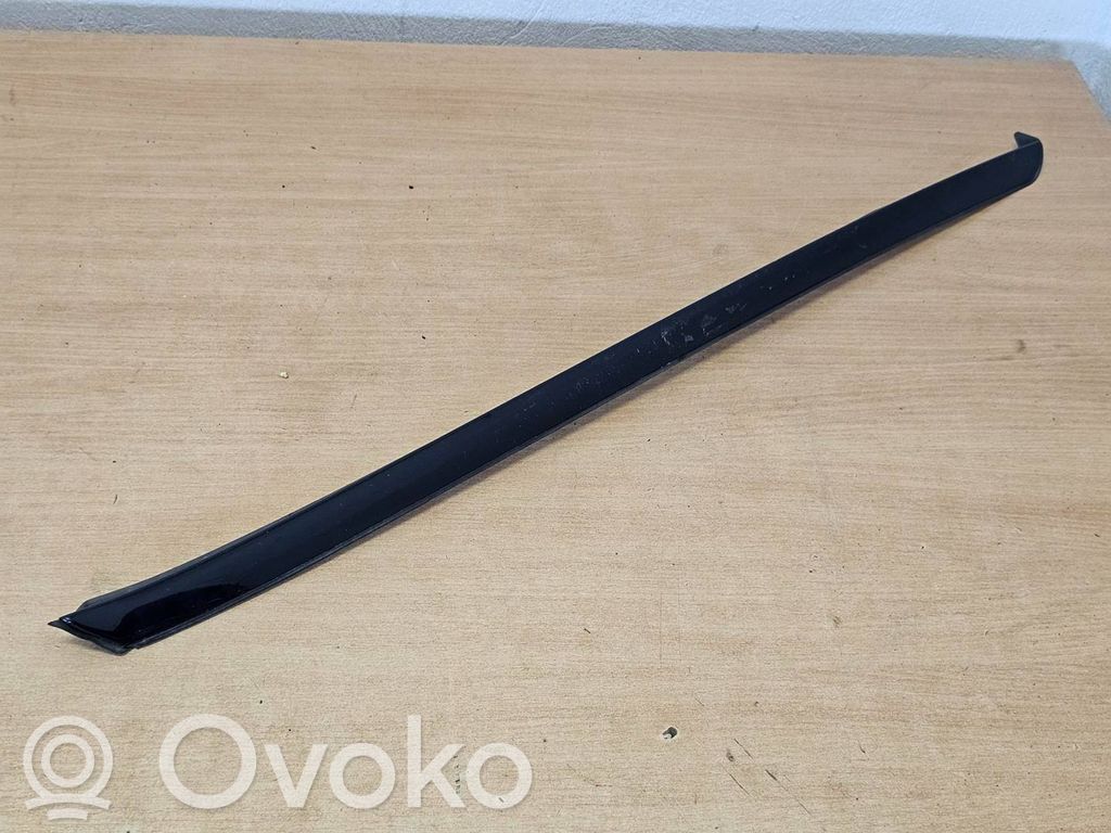 Volvo XC60 Windshield trim 