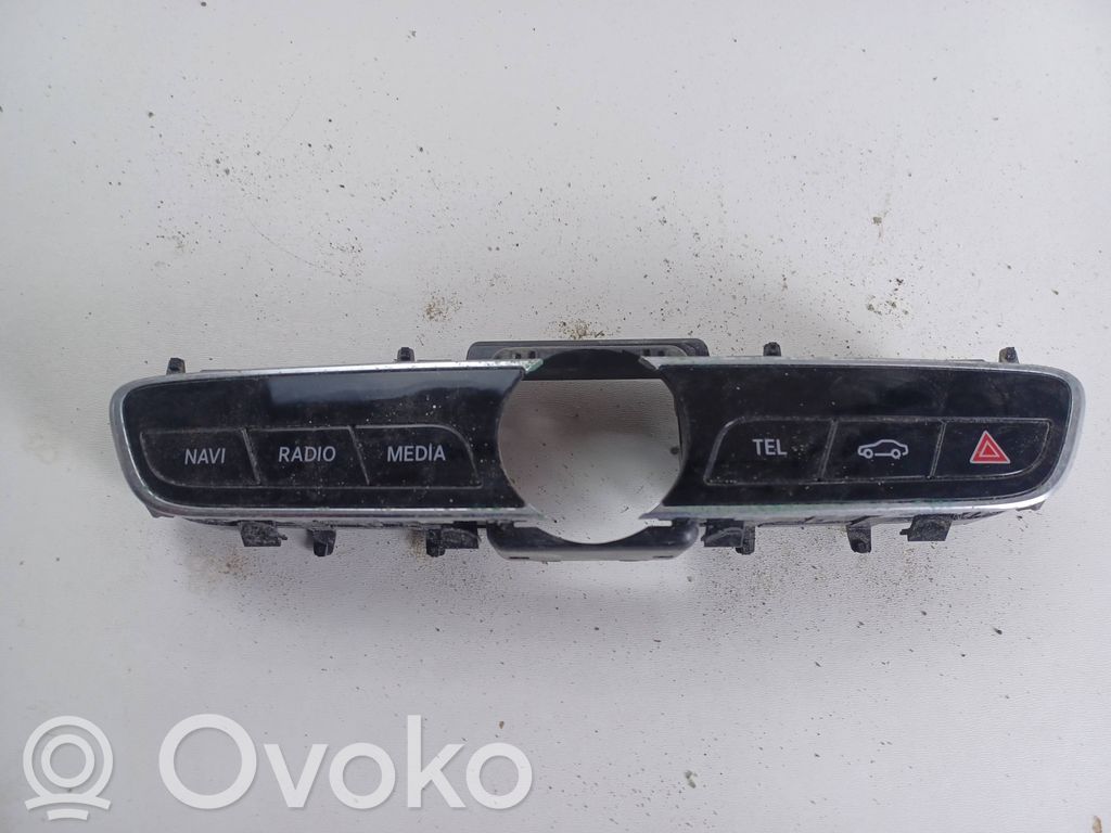 Mercedes-Benz E W238 Unidad central de control multimedia 