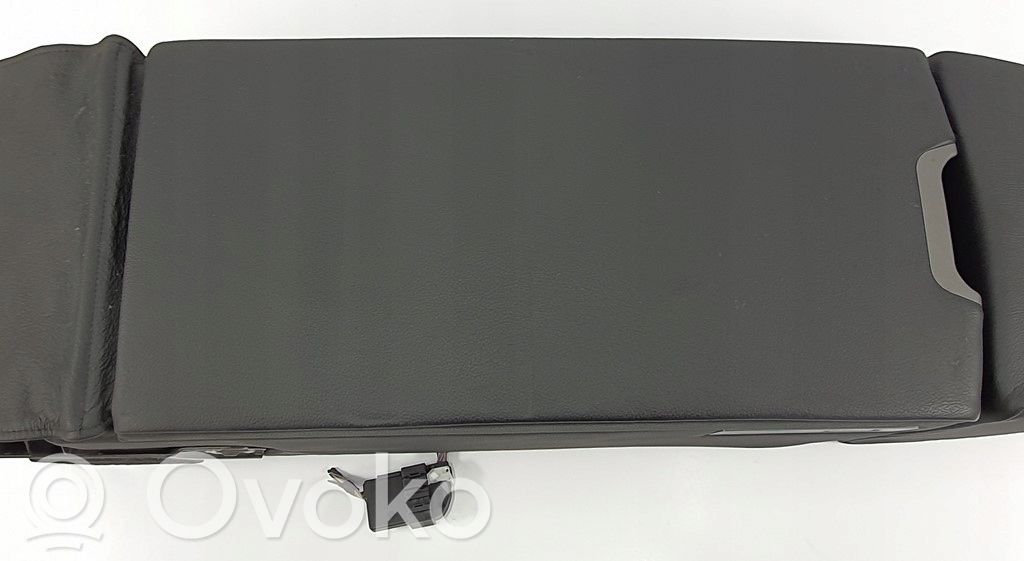 BMW 7 E65 E66 Rear seat armrest 