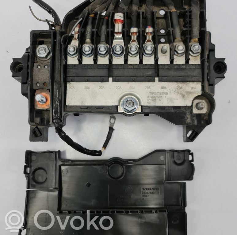 Volvo V40 Fuse module 