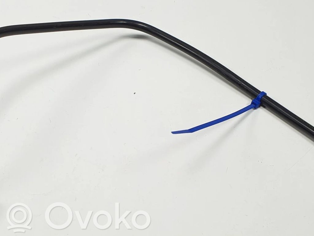 Polttoaineputki   6760754