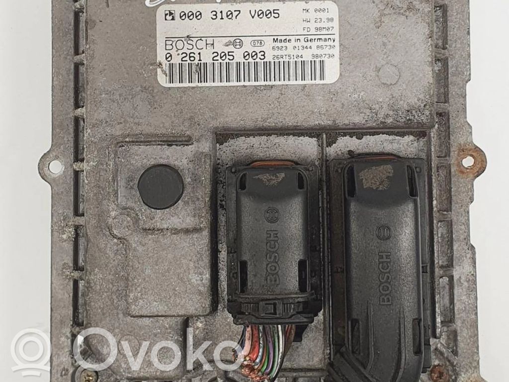 Engine control unit/module ECU   0003107V005