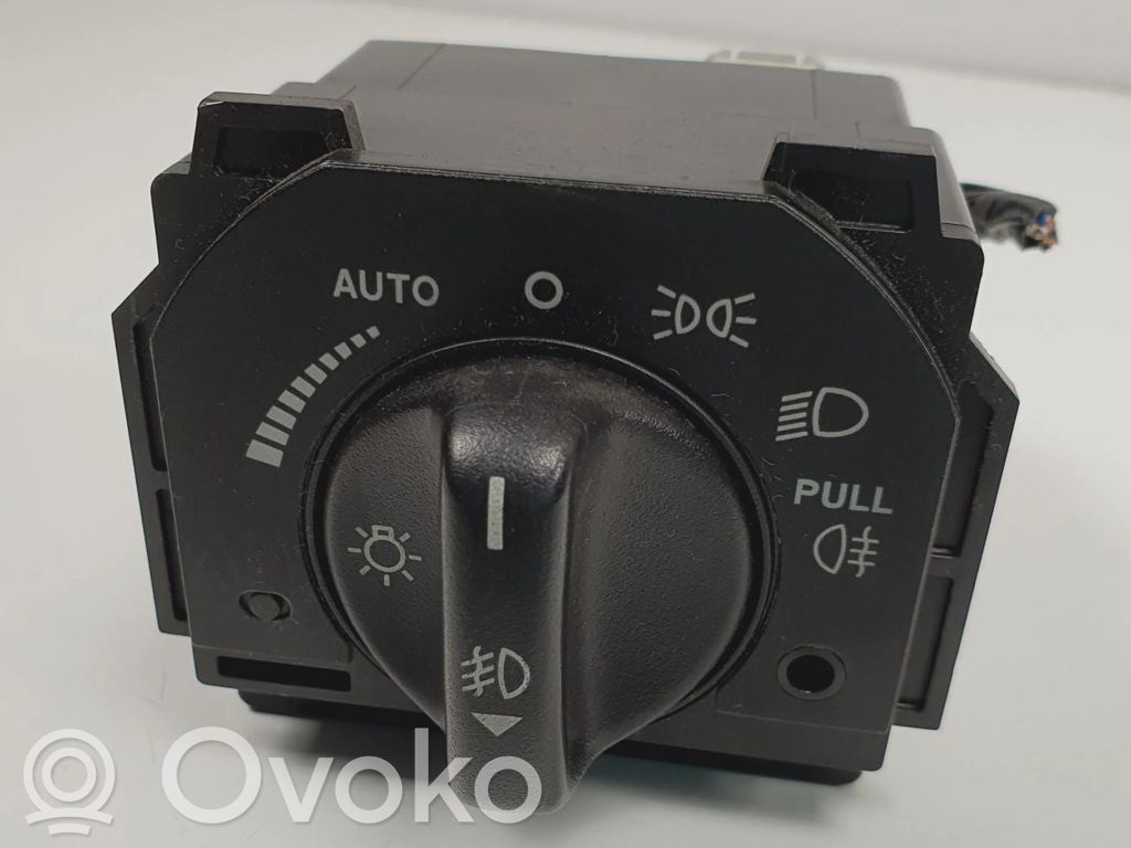 Interrupteur d’éclairage   XR8311654AC