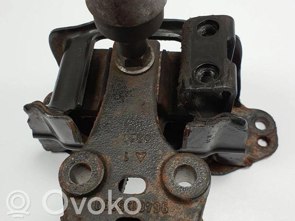 Citroen C5 Engine mount vacuum valve 