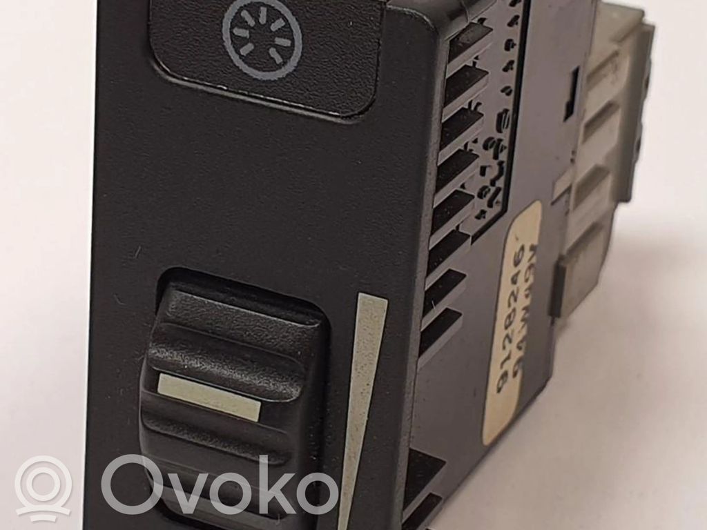 Panel lighting control switch   9128246