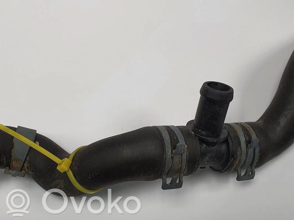 Ford Mondeo MK IV Engine coolant pipe/hose 