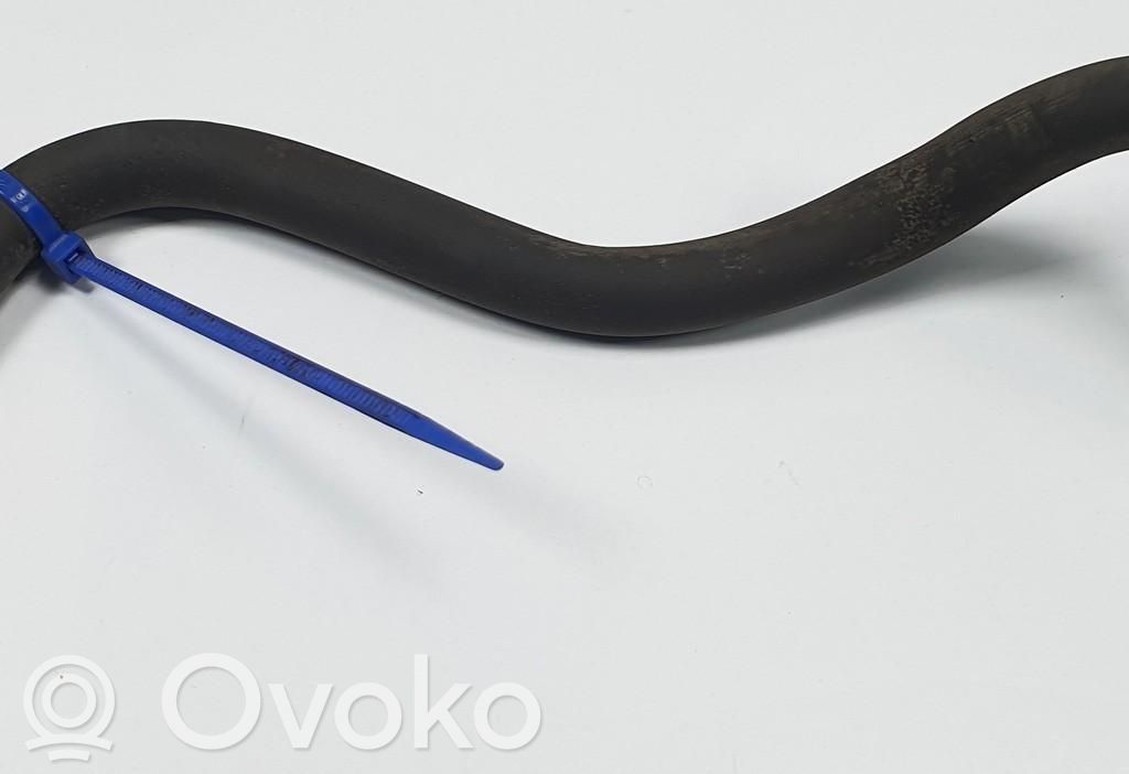 Volvo V50 Tubo de alimentación del combustible 