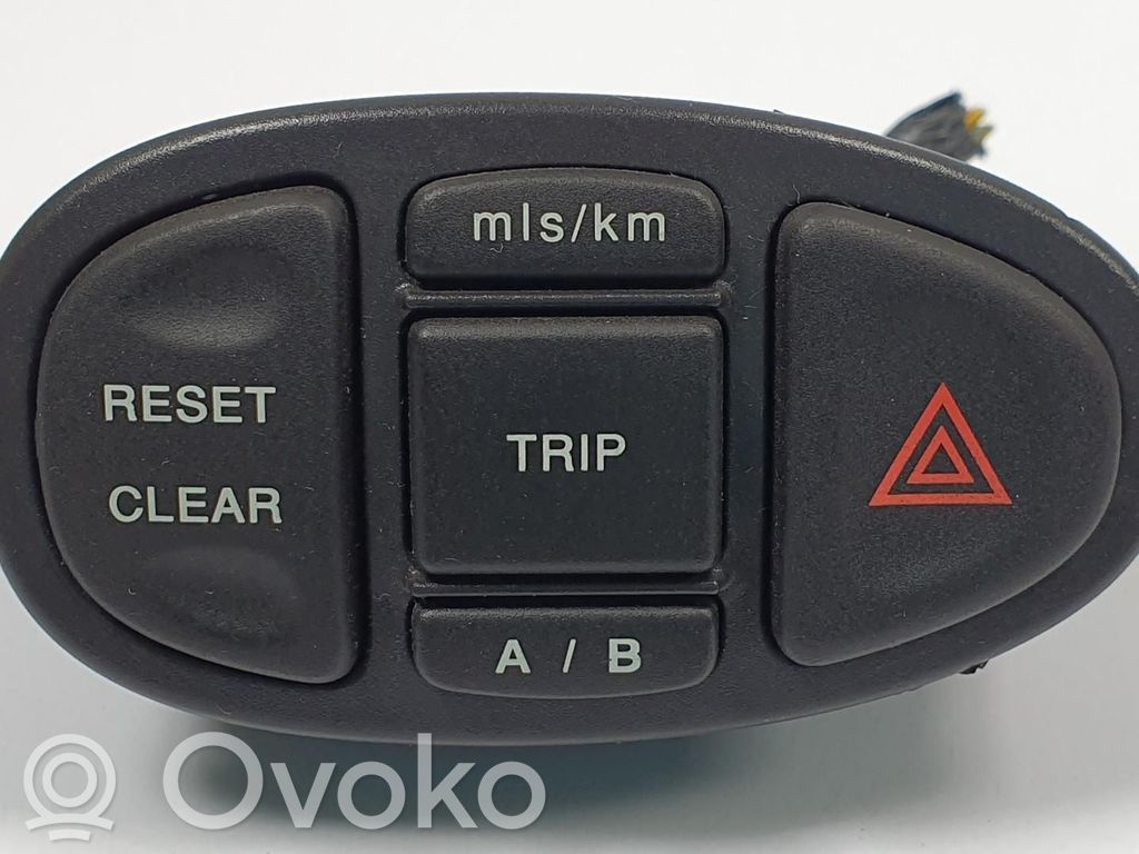Jaguar S-Type Hazard light switch 