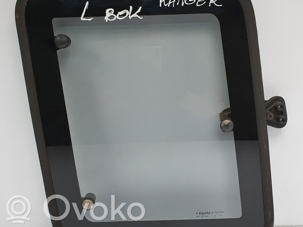 Seitenfenster Seitenscheibe Mitte