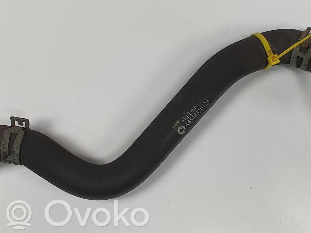 Smart ForFour I Tuyau de liquide de refroidissement moteur