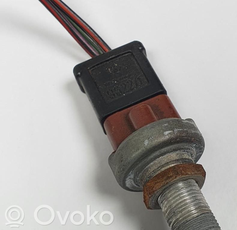 Mercedes-Benz COMPAKT W115 Sensor Bremspedal 