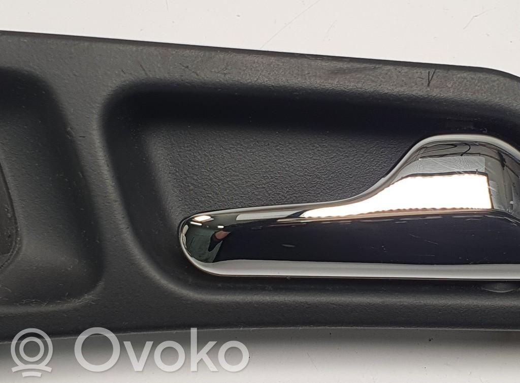 Manecilla interna puerta trasera   A3183