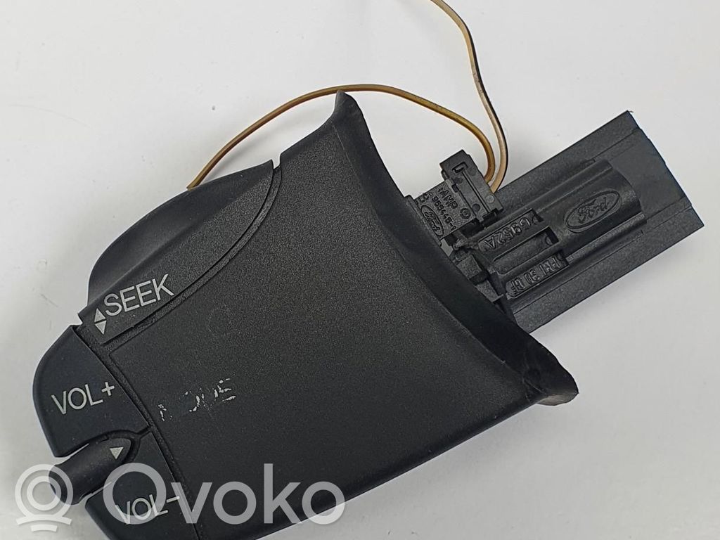 Mercedes-Benz E W210 Interruttore di controllo dell’audio 
