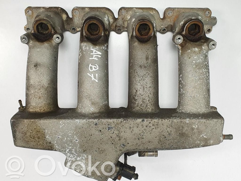 Audi A4 S4 B7 8E 8H Kolektor ssący 