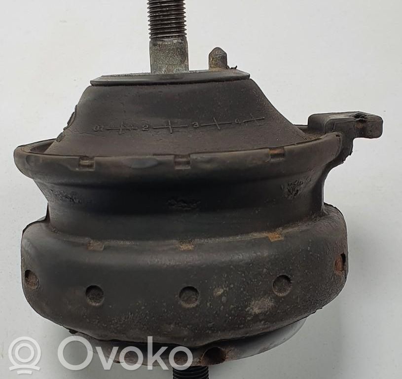 KIA Sorento Engine mount vacuum valve 