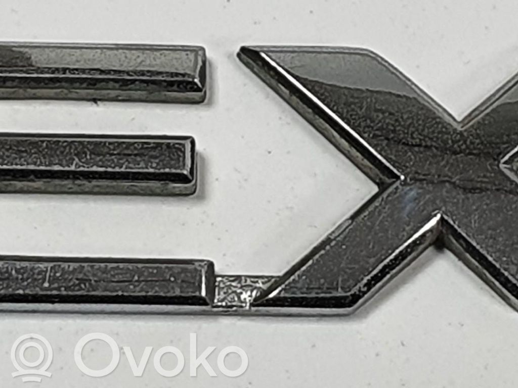KIA Sorento Manufacturer badge logo/emblem 