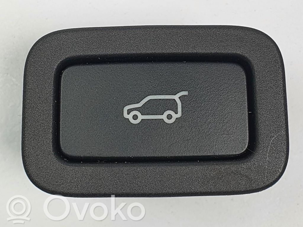 Interruptor para abrir la puerta trasera   CPLA10E998AA,CPLA10E998AA
