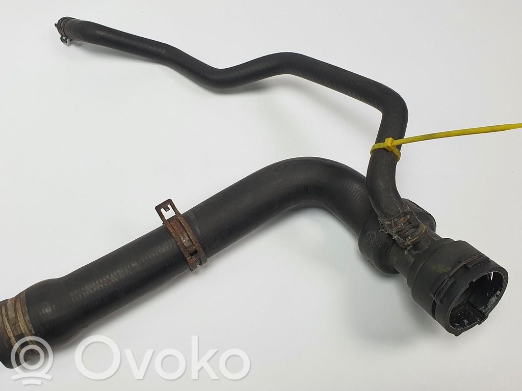 Audi A4 S4 B6 8E 8H Przewód / Wąż chłodnicy
