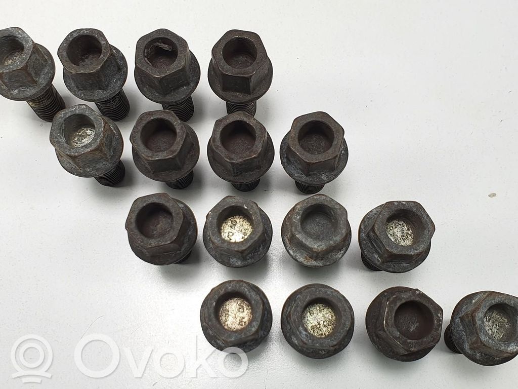 Tuercas/tornillos   16SZT,MPI,SZPILKI
