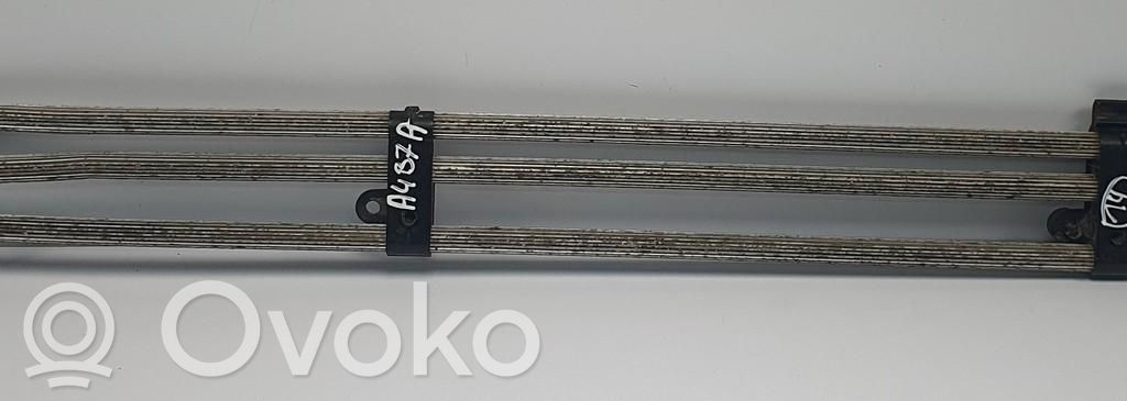 Audi A4 S4 B7 8E 8H Răcitor combustibil (radiator) 