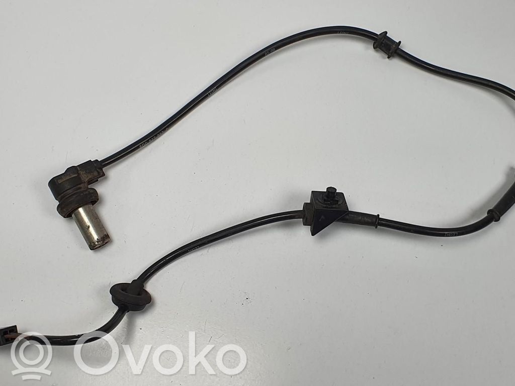 Audi A4 S4 B5 8D ABS-jarru pyörän nopeusanturi