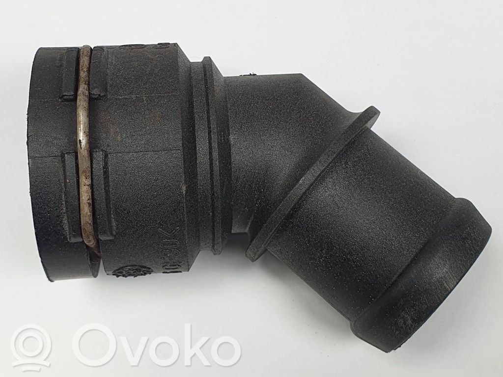Volkswagen Golf IV Tubo flessibile del liquido di raffreddamento del motore 