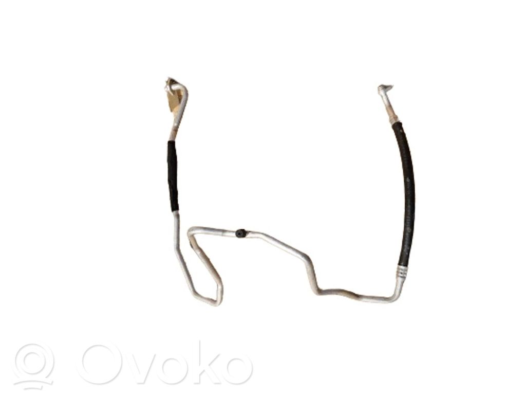 Tuyau de climatisation   88720YV040A