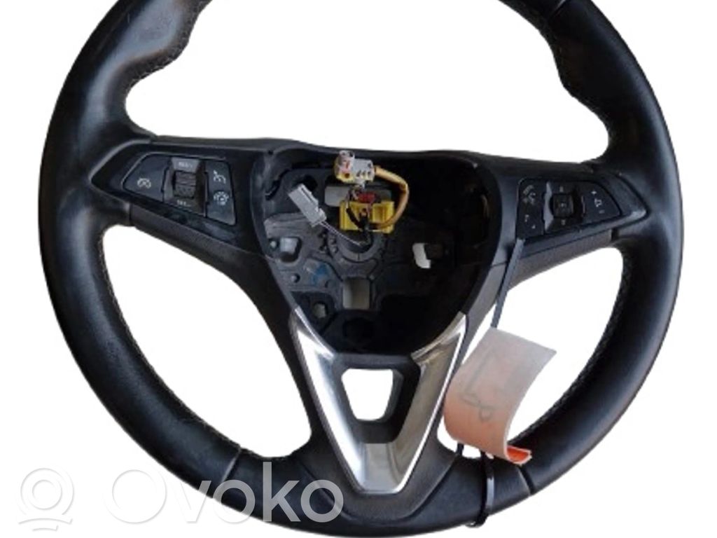 Opel Corsa F Ohjauspyörä 