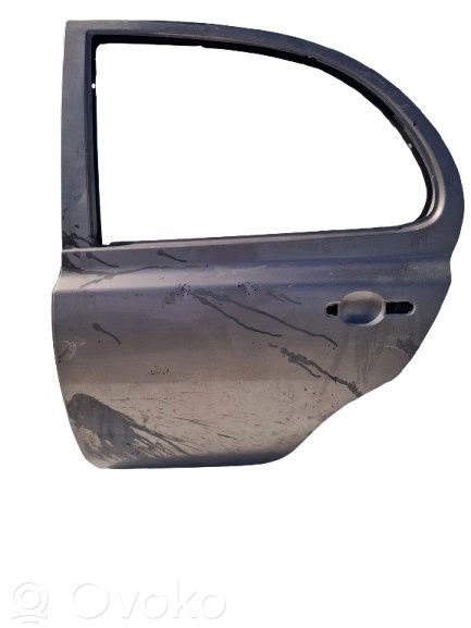 Puerta delantera   82101AX130