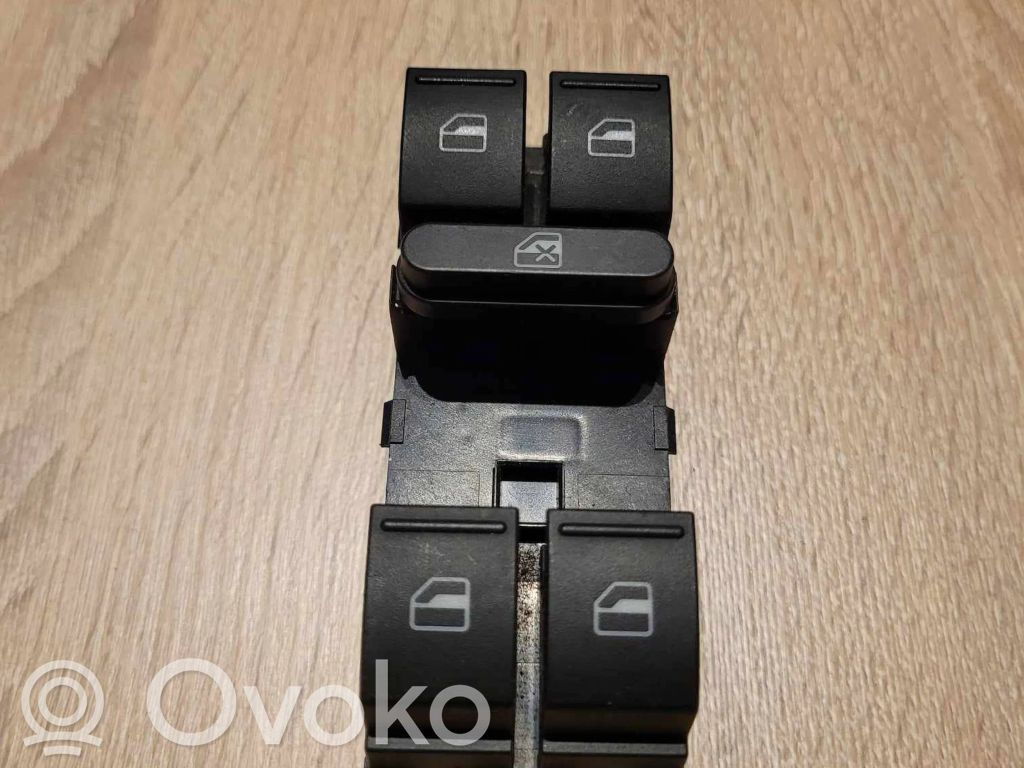 Volkswagen Bora Comutator comandă geamuri electrice 