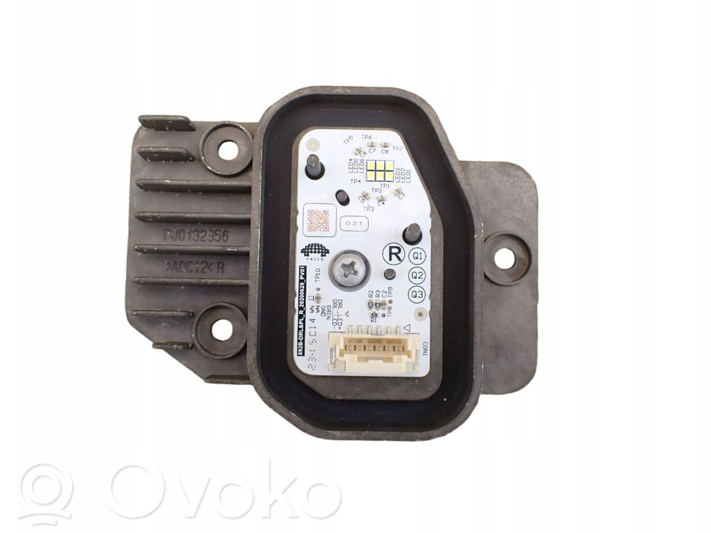 Toyota Corolla Cross Módulo de control de balasto LED 