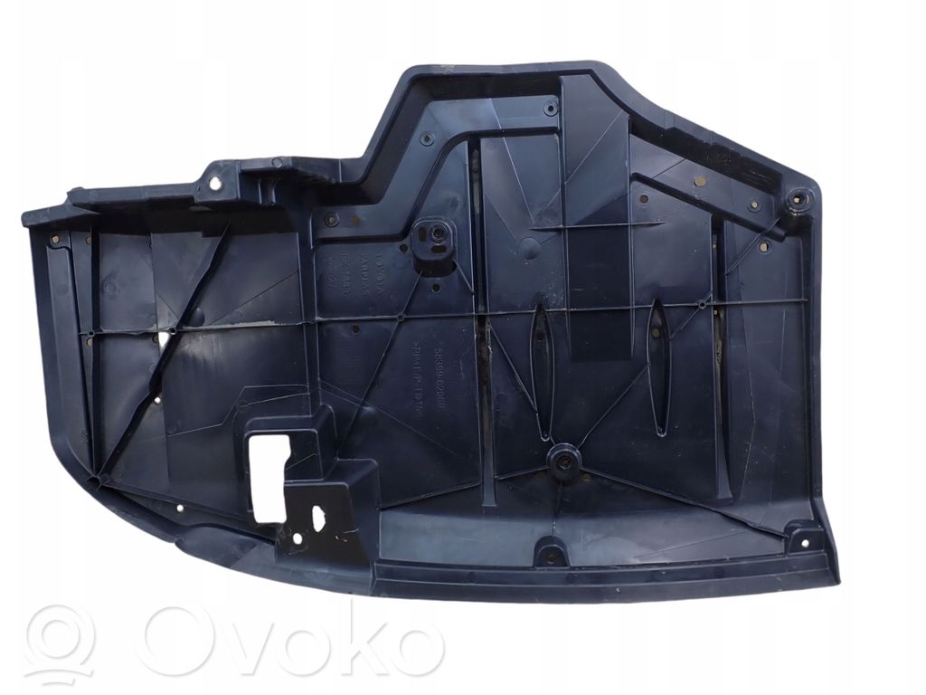 Toyota Corolla E160 E170 Variklio dugno apsauga 