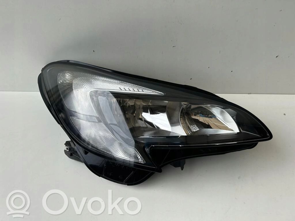 Opel Corsa E Scheinwerfer 