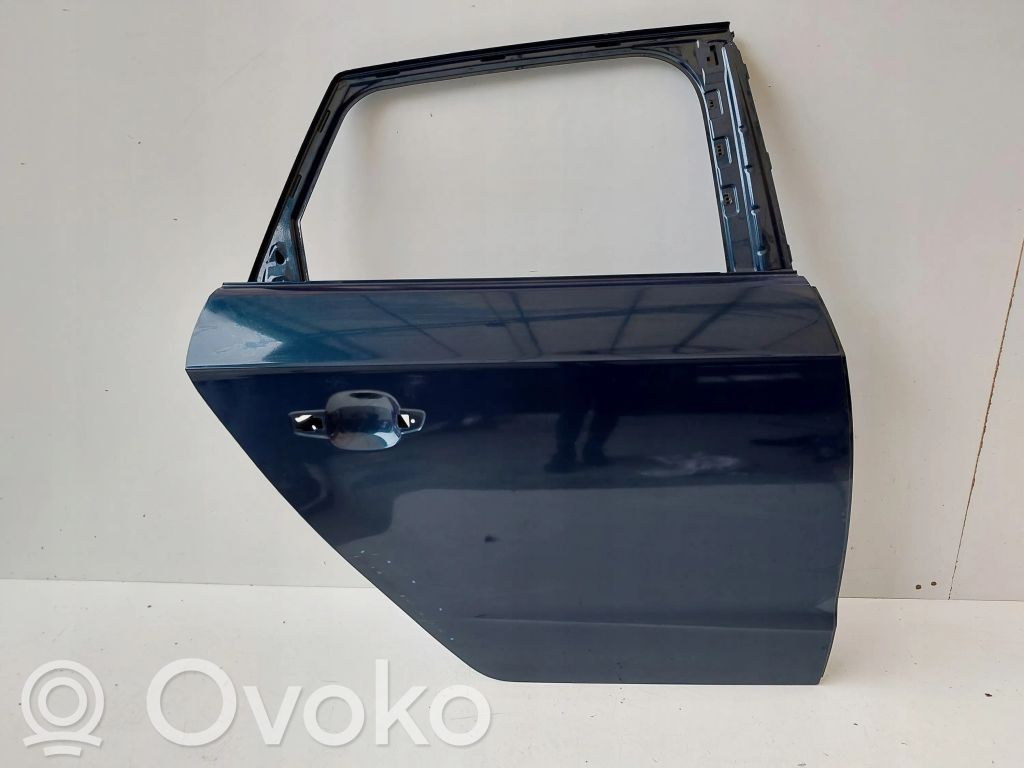Puerta trasera   8V4833124