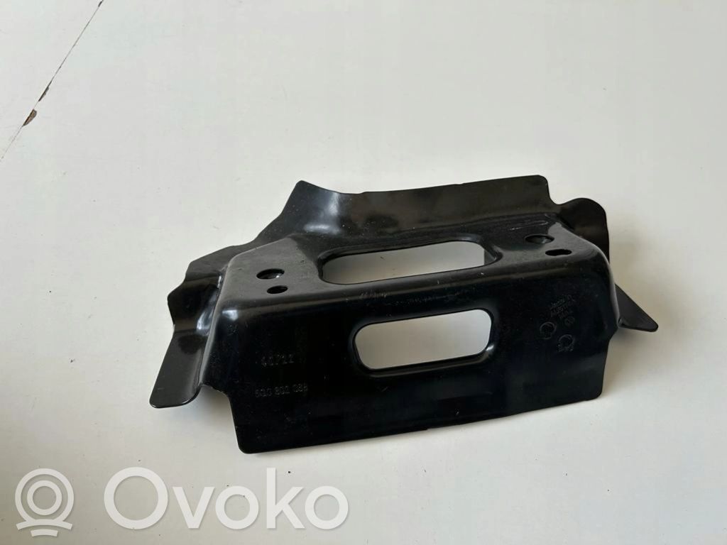Audi A3 S3 8V Engine mounting bracket 