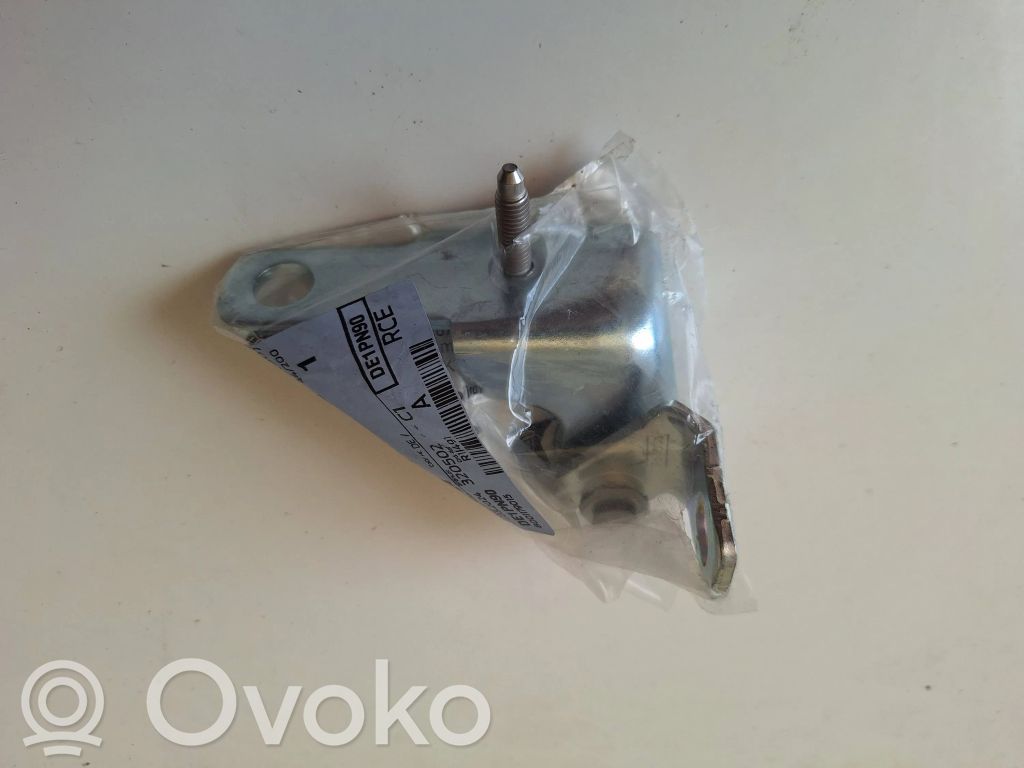 Ford Escape IV Front door upper hinge 