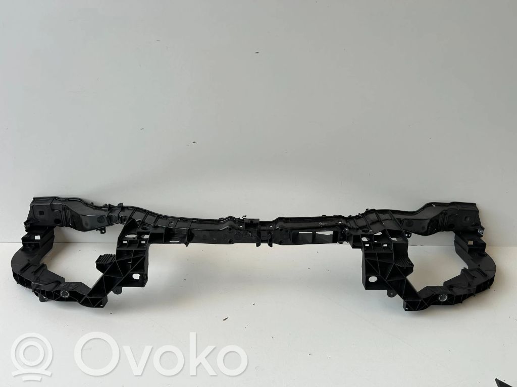 Ford Focus Radiatorių panelė 